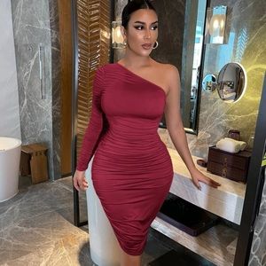 Burgundy ruched dress